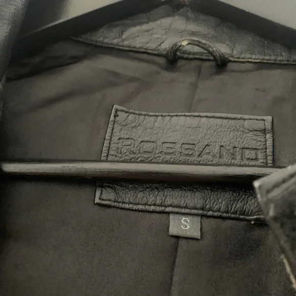 Leather jacket - Picture 6 of 12